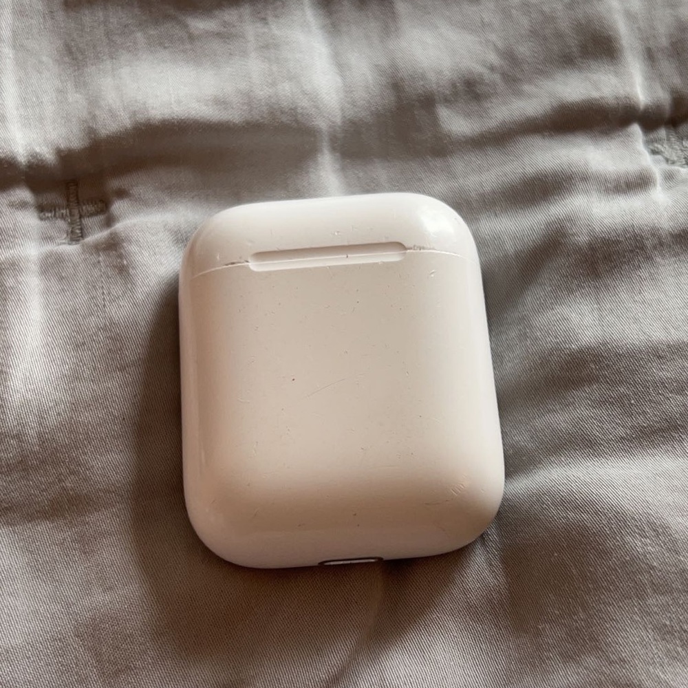 AirPods
